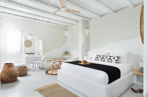 Apollonia House | Perla Suites - Delmar Collection