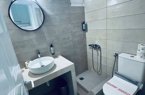 Ios Hotel | Petradi Hotel