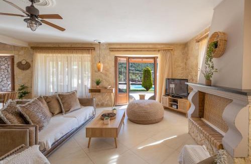 Argostoli Villa | Piedra Villa