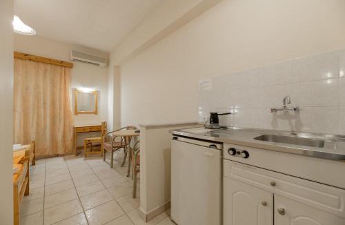 Laganas Apartment | Pink Panther Studios & Apartments