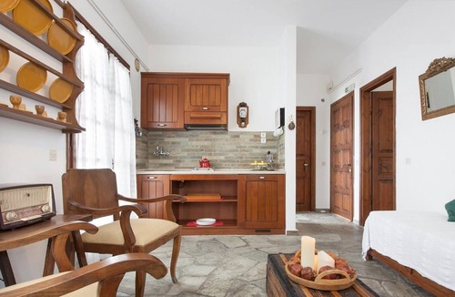 Mouresi Apartment | Platanos- family apartment wit sea view