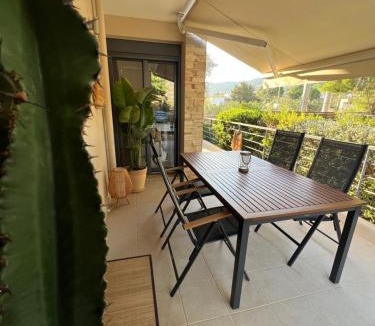 Porto Rafti Apartment | Pool apartment 5 minutes walk from beach
