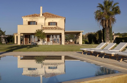 Kilada Villa | Porto Heli - Heaven on Earth Villa