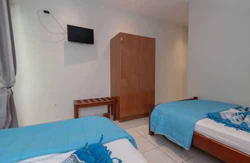 Kallithea Bed & Breakfast | Poseidon Edge No9 by RentalsPro - Kallithea