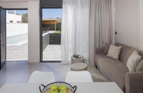 Gournai House | Potame Suites by Estia