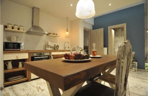 Galaxidi House | Private Captain's Villa with jacuzzi and steamroom for 12
