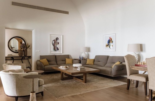Imerovigli Villa | Private Luxury Villa in Imerovigli - 8 Bedrooms Sleeps 18