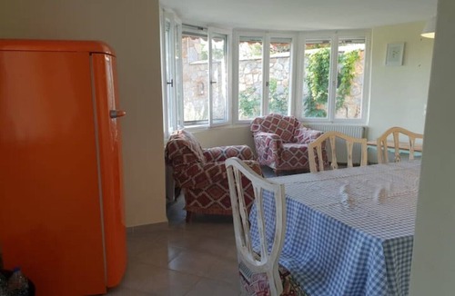 Troezen Cottage | Private Pool in Cottage