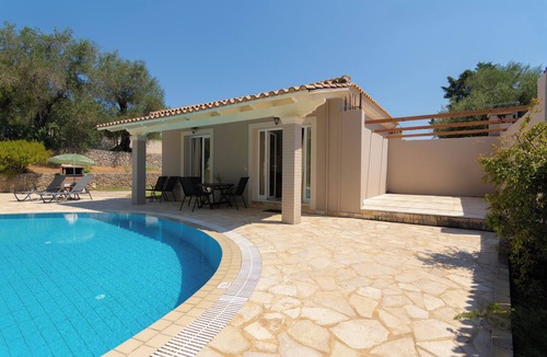 Dassia Villa | Private Pool Villa Aleca in Dassia Corfu