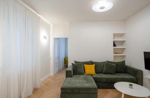 Old Town Apartment | Psaradika Apartment Modern Comfort in Corfu Old Town