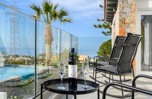 Koutouloufari Villa | Queen's Gem Luxury Villa - Heated Jacuzzi & Pool