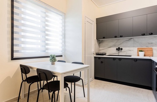 Neo Psychiko Apartment | Radiant 2BR Apartment in Neo Psichiko