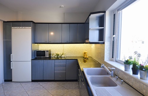 Kariotai Apartment | Regalo Apartments 3 Bedrooms & 2 Bathrooms
