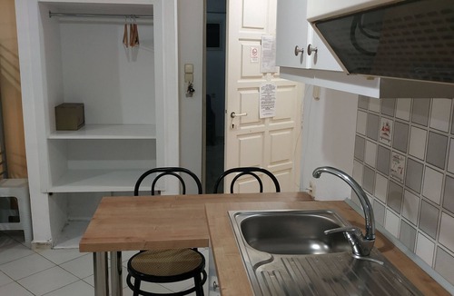 Agia Pelagia Apartment | Renia Studios Economy studio ground floor for upto 4pers