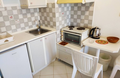 Agia Pelagia Apartment | Renia Studios Standard studio overlooking the swimming pool 8