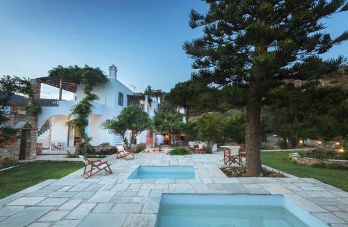 Agios Romanos House | Romano Garden House, 50 m from the beach, Tinos