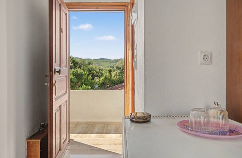 Psaropouli Apartment | Room 'Orama 34' with Sea View, Wi-Fi and Air Conditioning