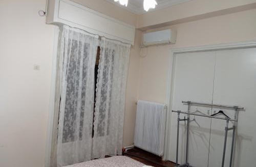 Athens House | Room Z for two 5' from metro