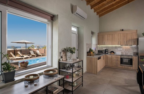 Galatas Villa | Roxanne Luxury Villa, Private Pool & Seaview