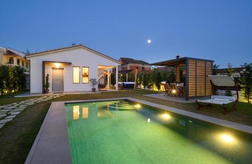 Petriti Villa | Rustic Charm Villa
