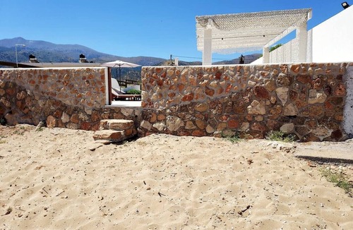 Malia House | Sandy Steps Beach Front Suite for 3