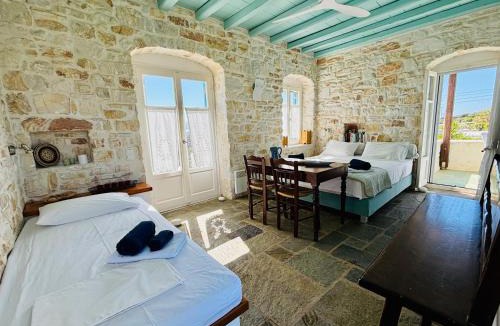 Santa Maria Apartment | Santa Maria Traditional Stone Studio