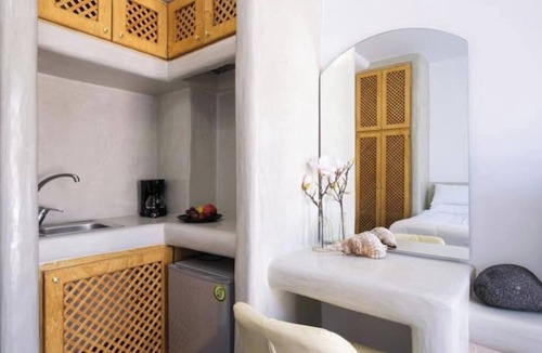Agia Paraskevi Apartment | Sea Esta Luxury Beach House – Cycladic Elegance by Agia Paraskevi Beach