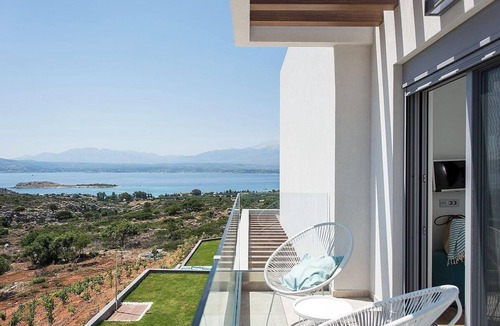 Akrotiri Villa | Sea View 4 bedroom villa