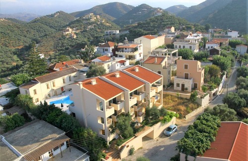 Stalos Apartment | Sea view apartment in Orestis Hotel