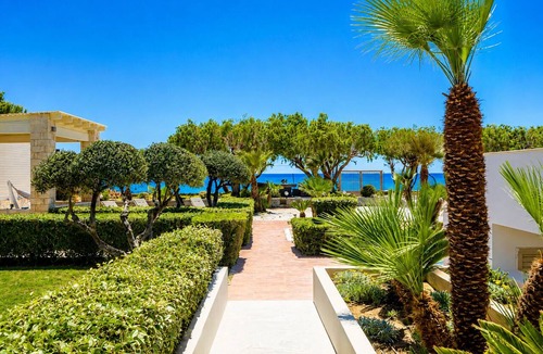 Ierapetra Villa | Seafront 3 bedroom villa