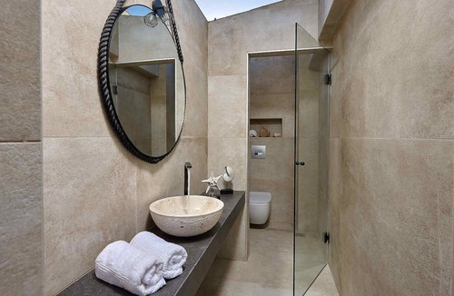 Hersonissos Centre Apartment | Seafront Apt by Myseasight.com with infinity pool, direct on the beach, central