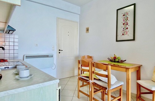 Agia Pelagia Chlomou Apartment | Seafront Ourania Studio No3