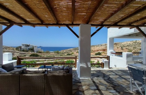 Parikia Villa | Seaside Villa- Island Living Paros-
