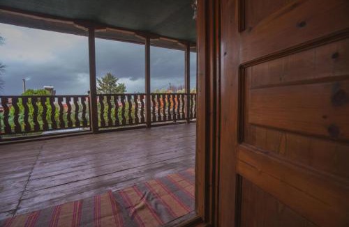 Foustani House | Secret garden Holiday home Pozar Aridea