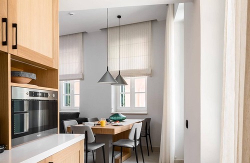 Old Town House | Signature Suite Cantons View