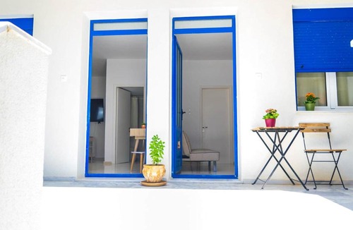 Paralia Agias Fotinis Apartment | Skinosummer