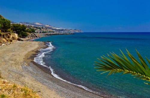 Viannos Apartment | Skordalos Maisonette - Crete Cozy & Bright Nest