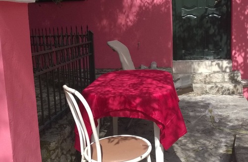 Sinarades House | Small house with large garden in Sinarades Corfu