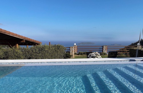 Skiathos Town Apartment | Small Villa Cora 3 bedrooms