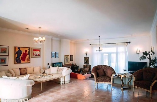 Alexandroupoli Villa | Spacious Luxury 4-Bedroom Villa with Private Pool and Garden