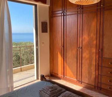 Kardamyli Apartment | Sparrow’s house