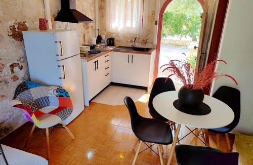 Minia House | Spasmata Village - Special Maizonette Only Adults Retreat Just one Minute to the Beach