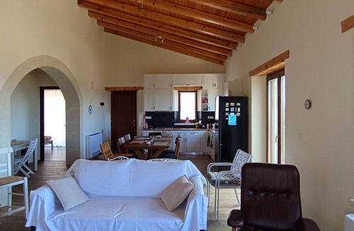 Akrotiri Villa | Spectacular villa with sea view,6min drive from Chania airport,near famous beach
