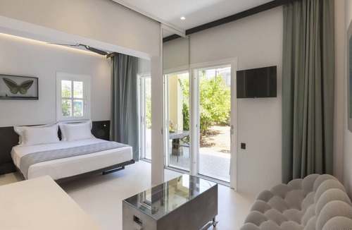 Spetses Apartment | Spetses studio·Modern studio in the heart of Old P