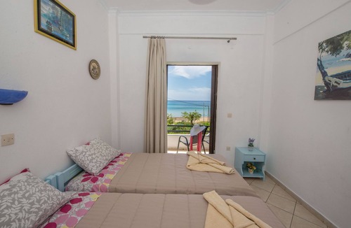 Afionas Apartment | Spiros and Polyxeni Apartment 1 Afionas