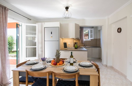 Paleokastritsa Apartment | Spiros Holidays House