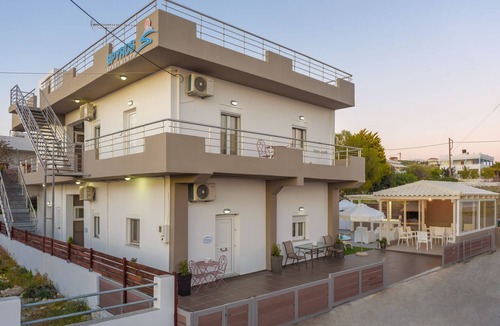 Neo Kalamaki Apartment | Spyros Aptmts - Afroditi - with sea view