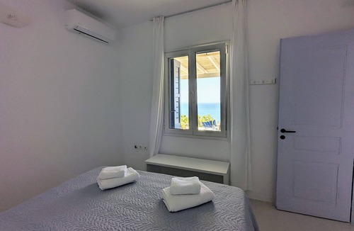 Tinos Town House | Stavros Bay
