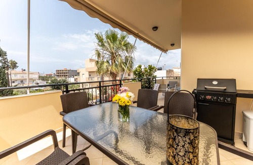 Analipsi Apartment | Stella di Eleni - Family House 3BR Garden Parking