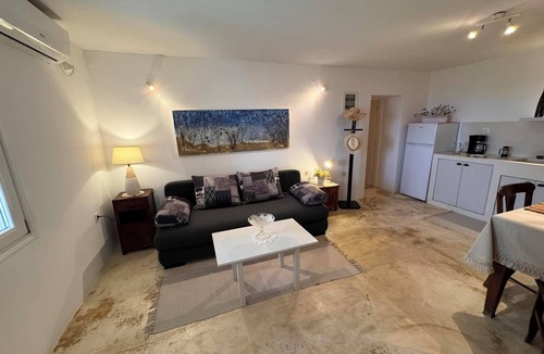 Aliki House | Stone Cottage With Amazing View